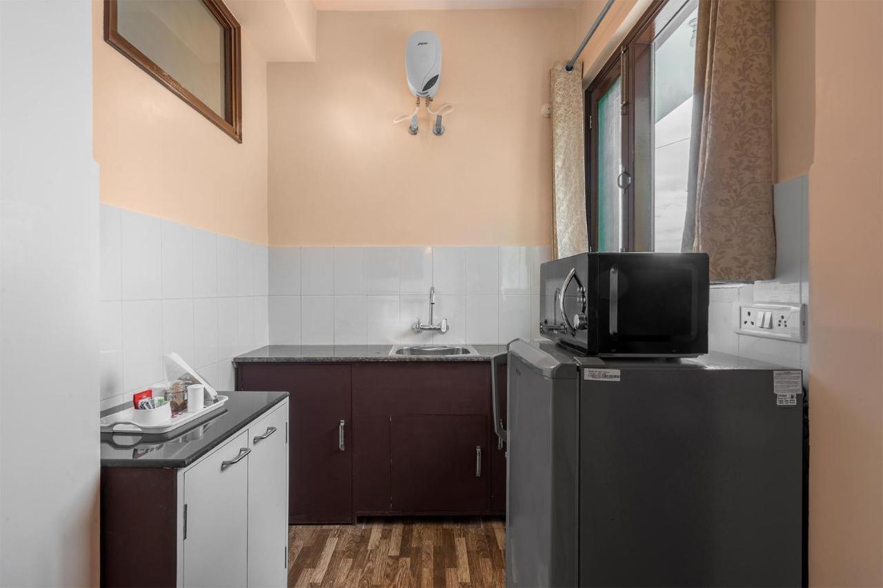 Stayvista At Cecil Cottages With Barbeque, Hill View Kasauli Exterior foto