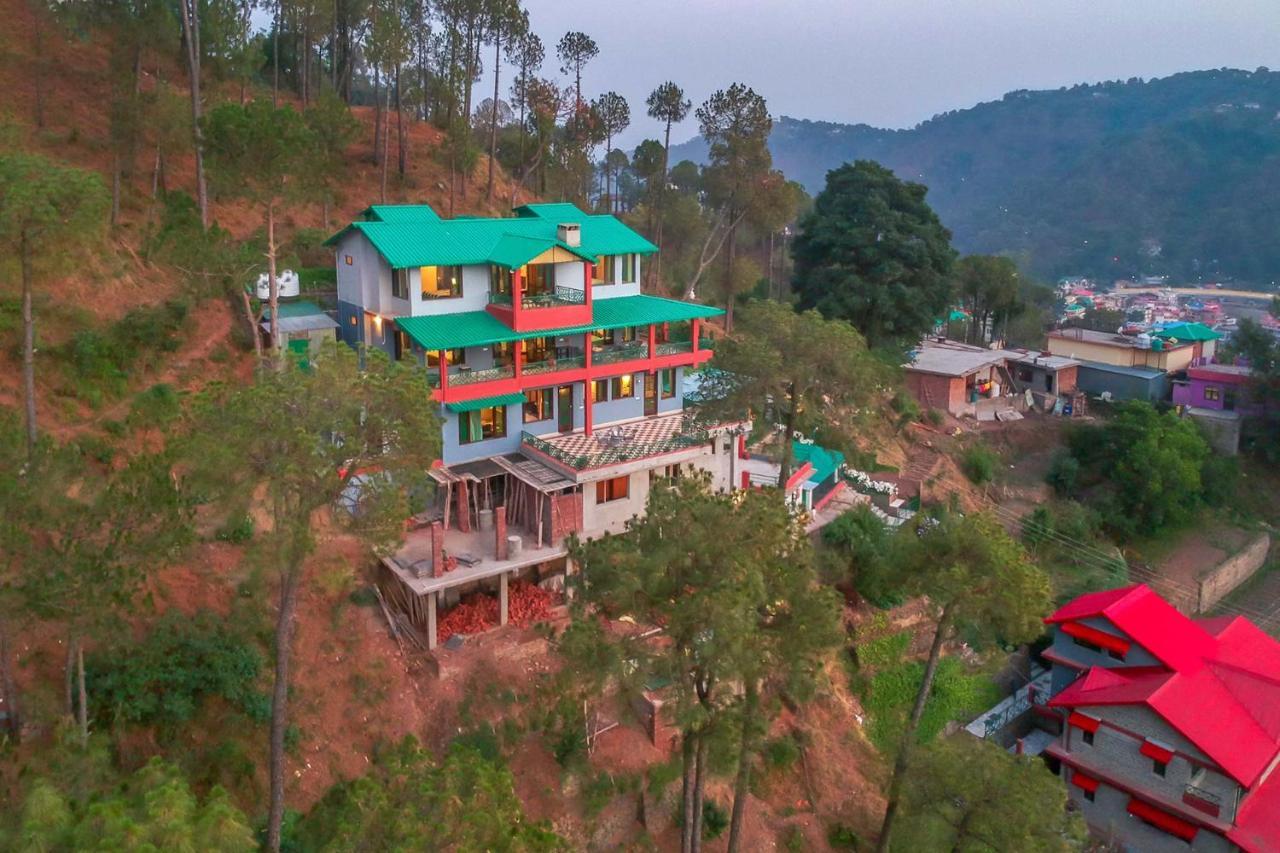 Stayvista At Cecil Cottages With Barbeque, Hill View Kasauli Exterior foto
